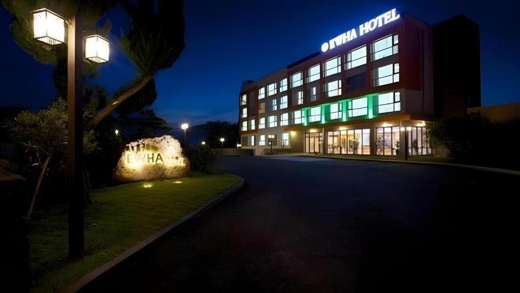 Ewha Hotel Jeju Exterior photo